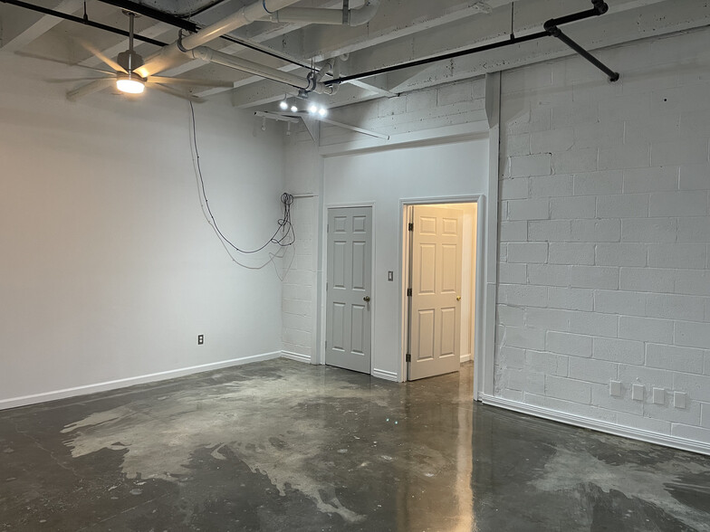 More Photos Of 555 Whitehall St SW, Atlanta Distribution For Lease