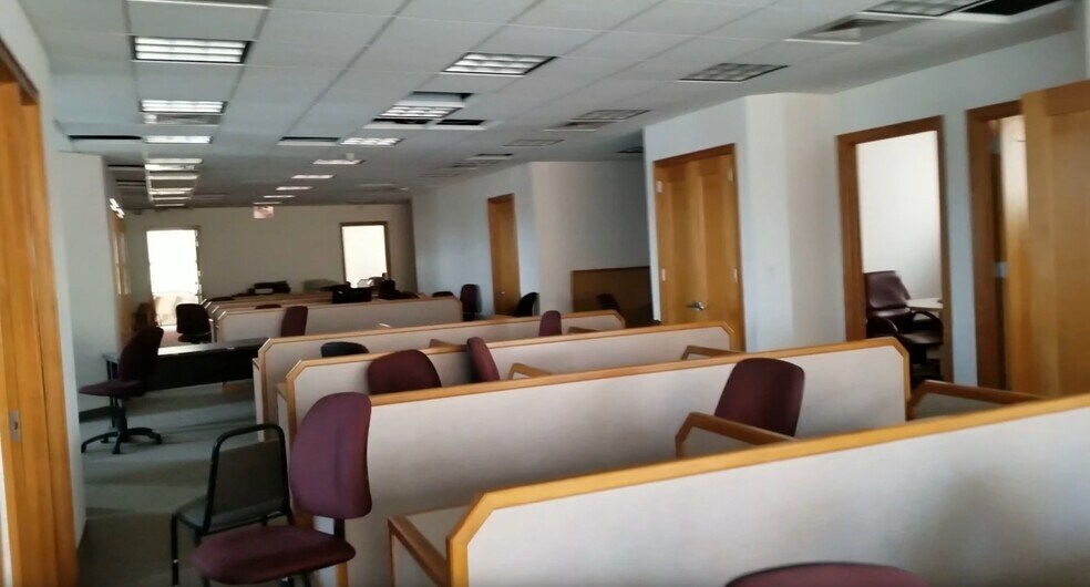 More Photos Of 189-10 Hillside Ave, Hollis Medical For Sale