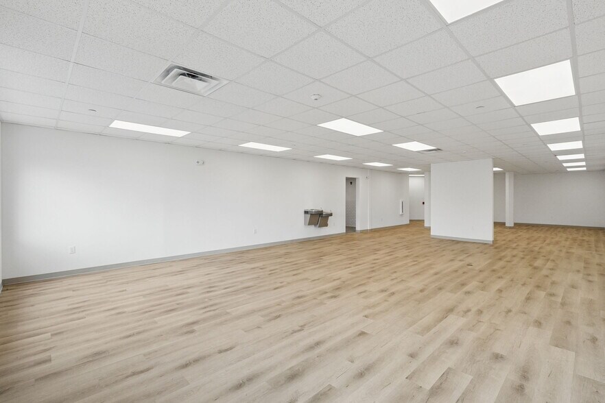 More Photos Of 2300 S High St, Columbus Apartments For Lease