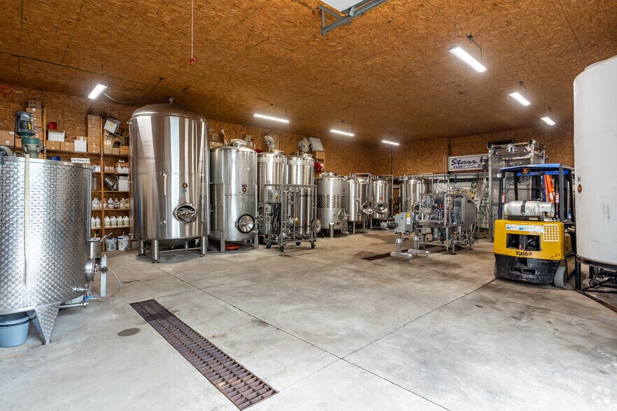 More Photos Of 861 Bailey Rd, Curwensville Winery Vineyard For Sale