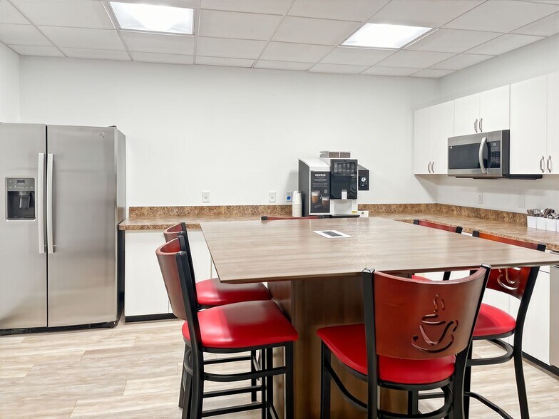 More Photos Of 1991 Industrial Dr, Deland Coworking Space