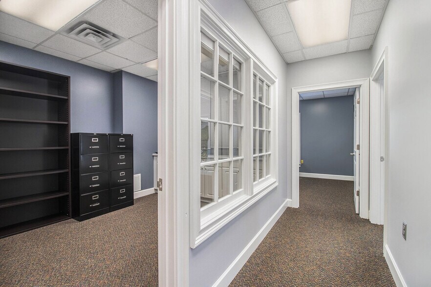 More Photos Of 1580 Warsaw Rd, Roswell Office For Sale