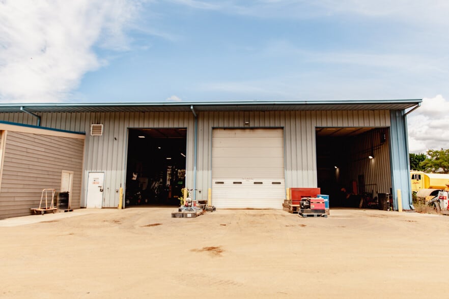 More Photos Of 3448 N Huetter Rd, Post Falls Office For Sale