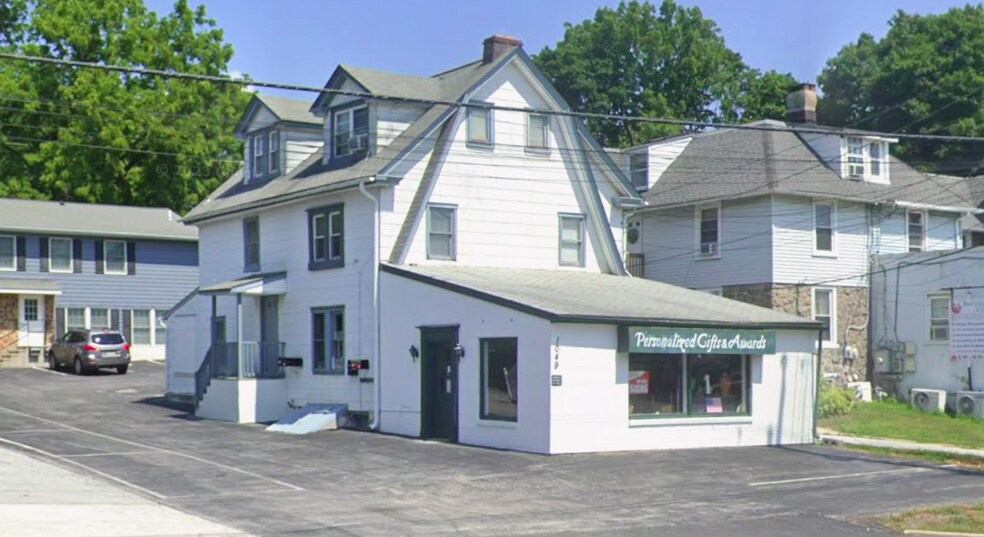 Primary Photo Of 1049 Lancaster Ave, Berwyn Freestanding For Lease