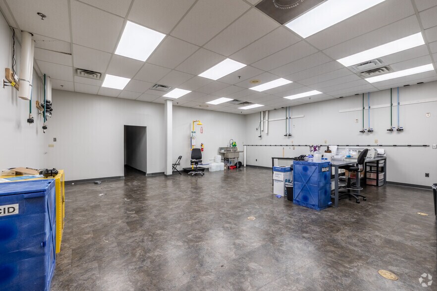 More Photos Of 2277 Thunderstick Dr, Lexington Medical For Lease