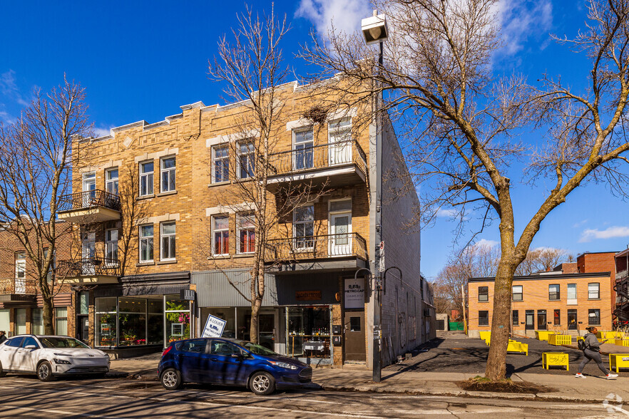 Primary Photo Of 1675-1681 Av Laurier E, Montréal Storefront Retail Residential For Lease