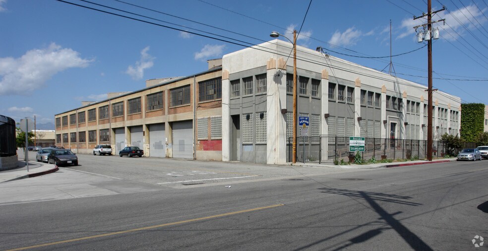 More Photos Of 4355 Fruitland Ave, Vernon Warehouse For Lease