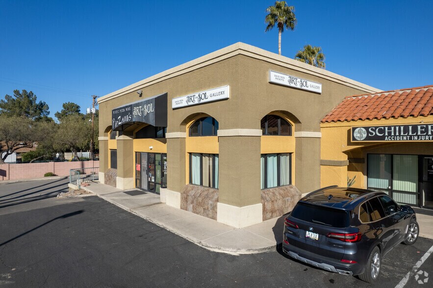 More Photos Of 2921 E Fort Lowell Rd, Tucson Storefront Retail Office For Lease