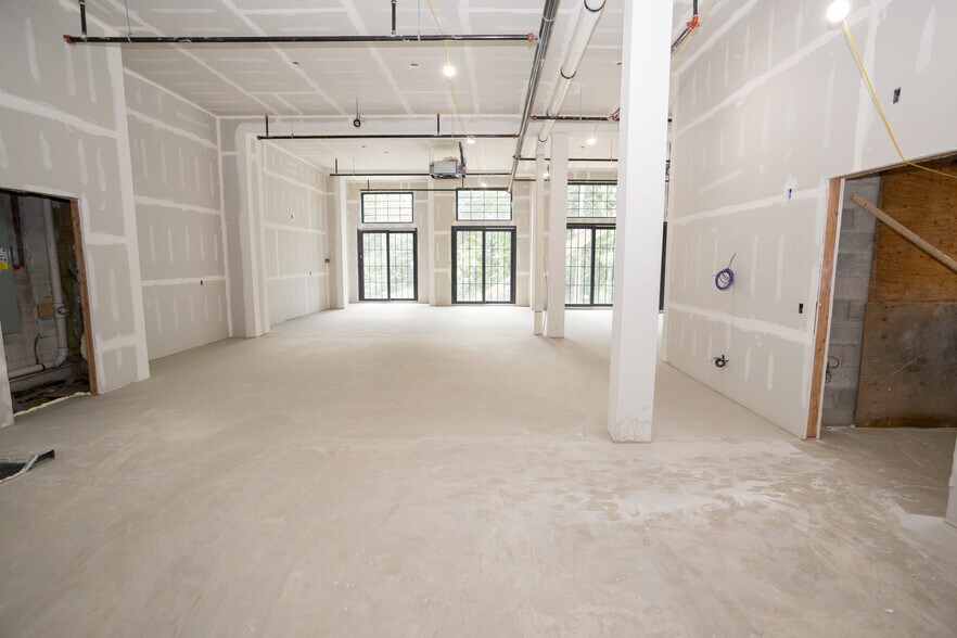 More Photos Of 15 Paterson Ave, Little Falls Storefront Retail Residential For Lease
