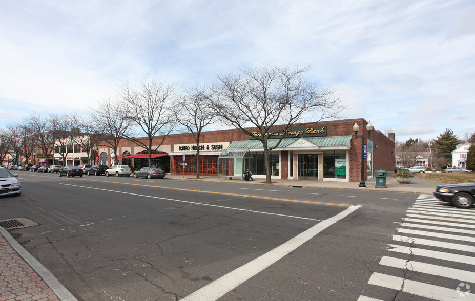 Primary Photo Of 962-966 Farmington Ave, West Hartford Freestanding For Sale