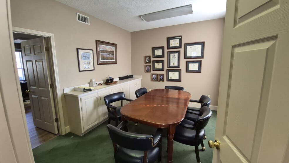 More Photos Of 310 Clay St, Arkadelphia Office For Sale