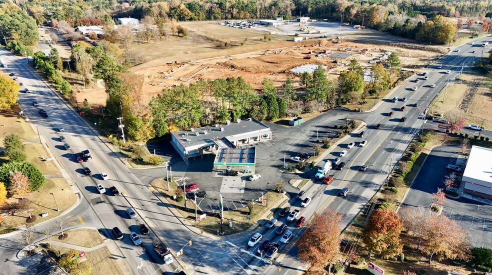 More Photos Of 860 Heckle Blvd, Rock Hill Unknown For Lease