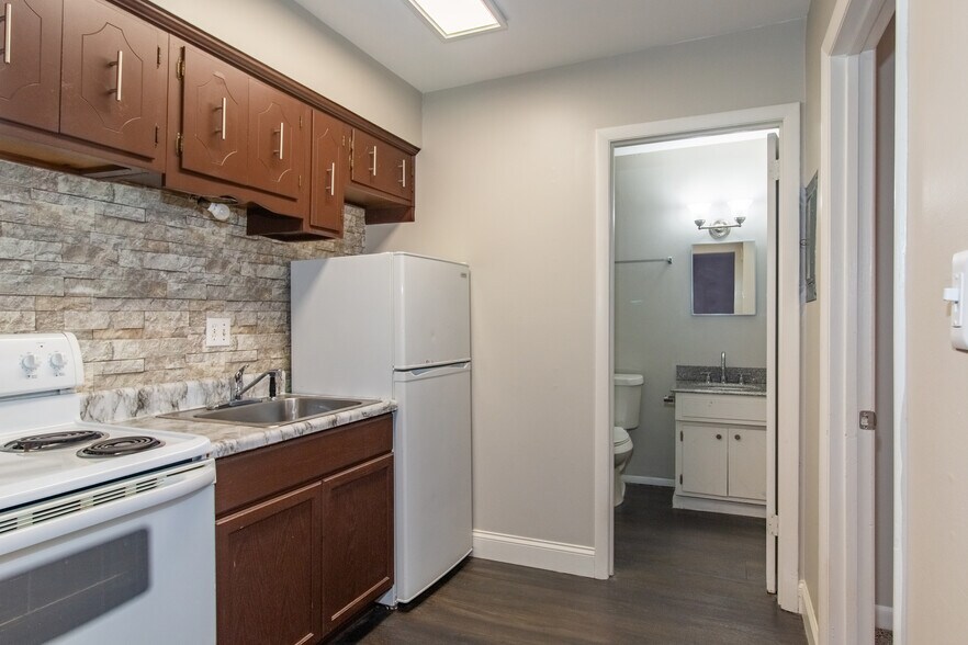 More Photos Of 3700 Cherryton Dr, Chattanooga Apartments For Sale