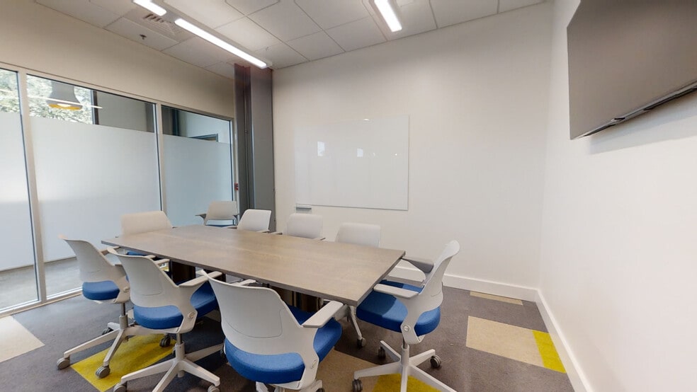 More Photos Of 656 Ellis Oak Dr, Charleston Office For Lease