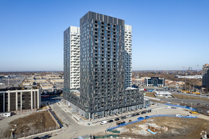 Primary Photo Of 9097 Jane St, Vaughan Apartments For Lease