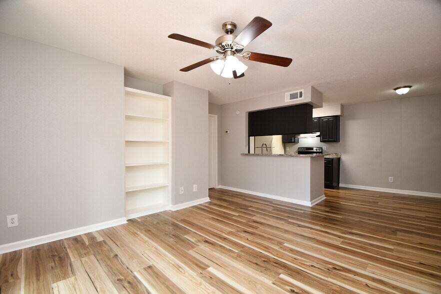 More Photos Of , Houston Multifamily For Sale
