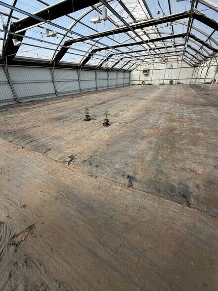 More Photos Of 20180 Spence Rd, Salinas General Retail For Sale