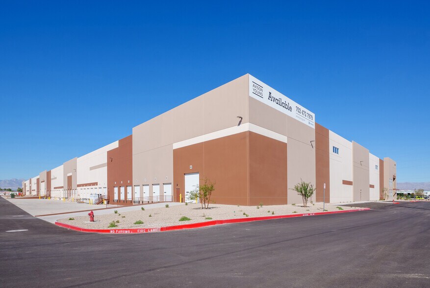 More Photos Of 5005 E Cartier Ave, Las Vegas Service For Lease