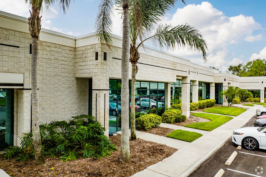 More Photos Of 8600 Hidden River Pky, Tampa Office For Lease