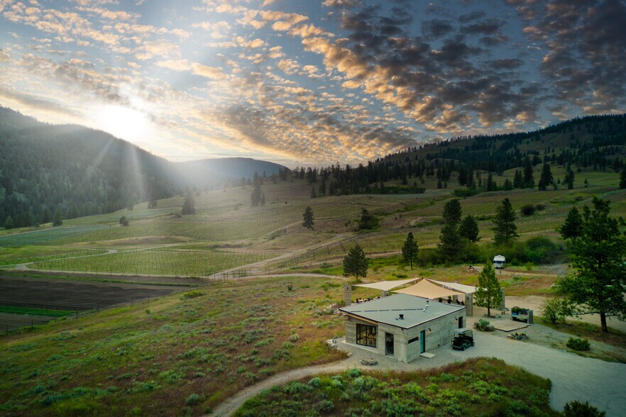 More Photos Of 26405 Garnet Valley Rd, Summerland Land For Sale