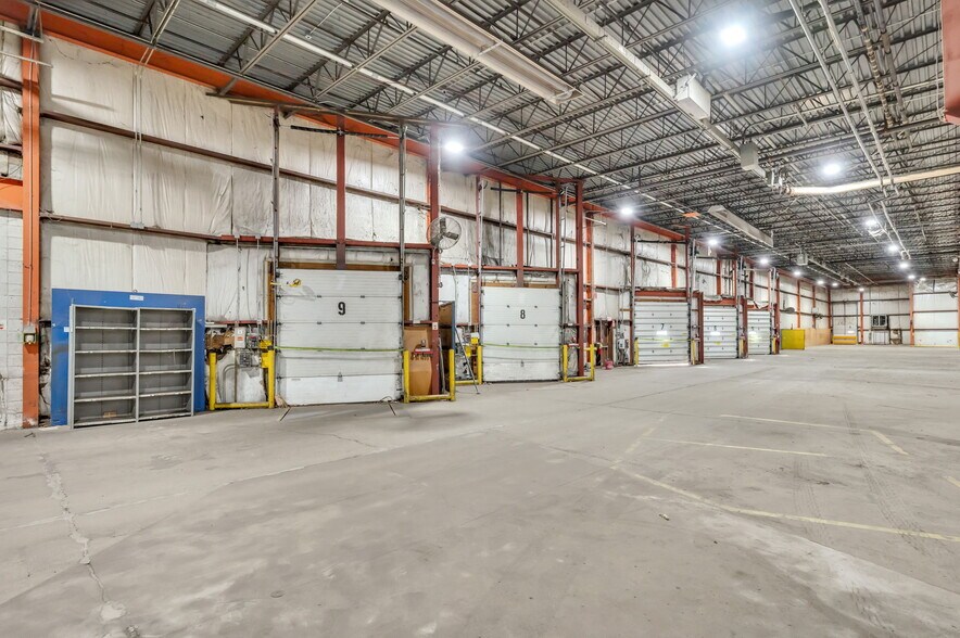 More Photos Of 111 Mosher St, Holyoke Warehouse For Lease