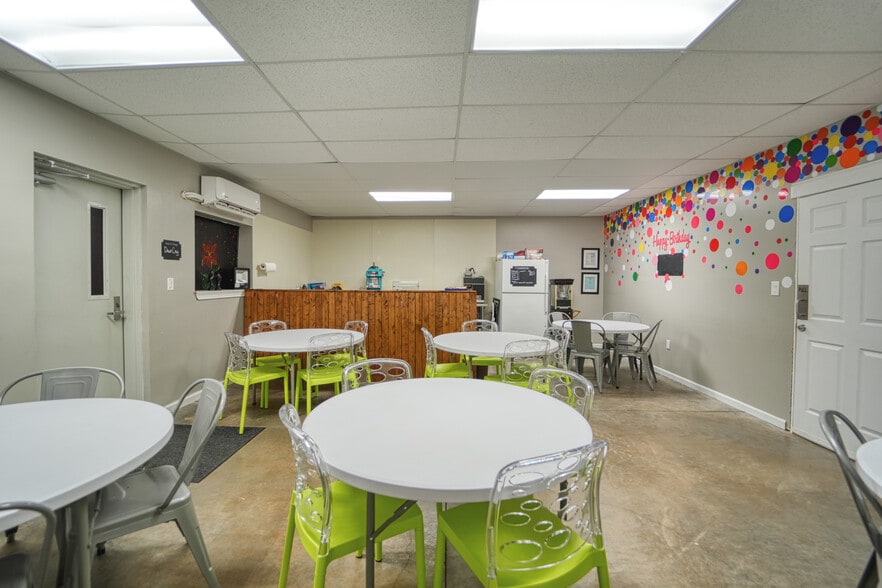 More Photos Of 27881 Salem Minor Hill Rd, Lester Sports And Entertainment For Sale