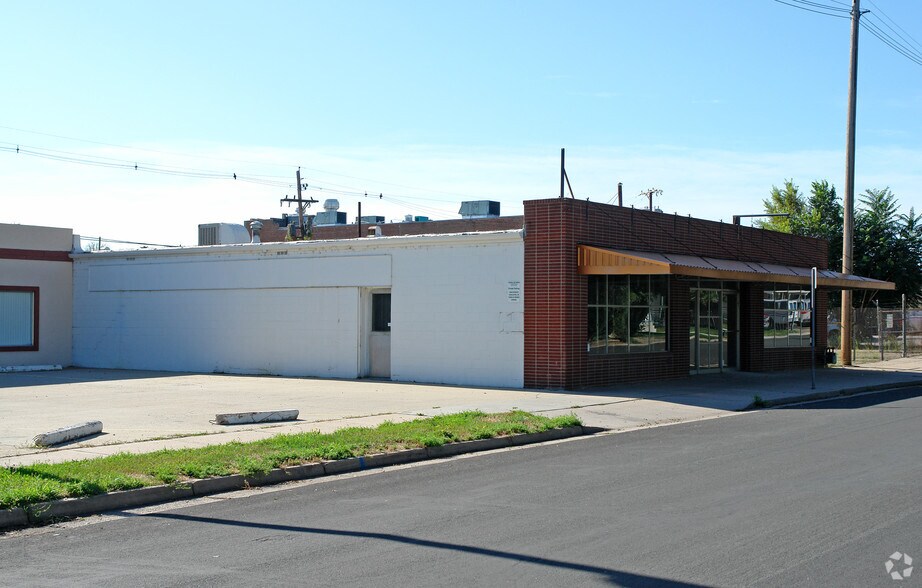 More Photos Of 3220 S Acoma St, Englewood Coworking Space