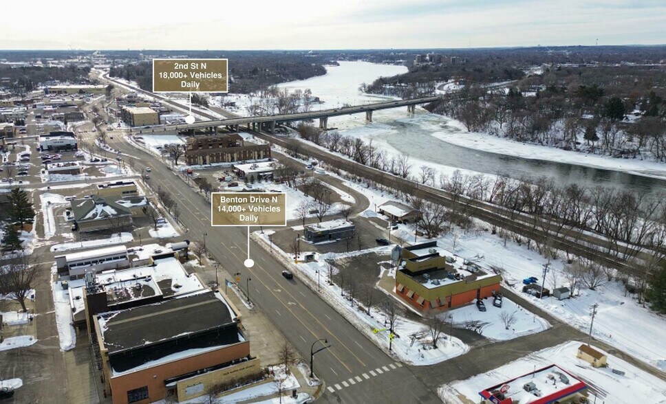 More Photos Of 415 N Benton Dr, Sauk Rapids Restaurant For Sale