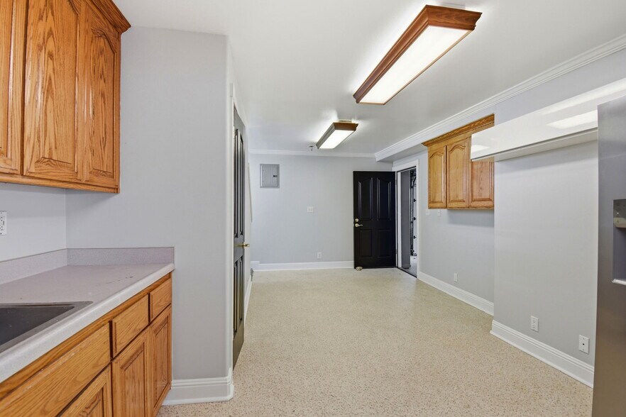 More Photos Of 931 Chestnut St, Alameda Multifamily For Sale