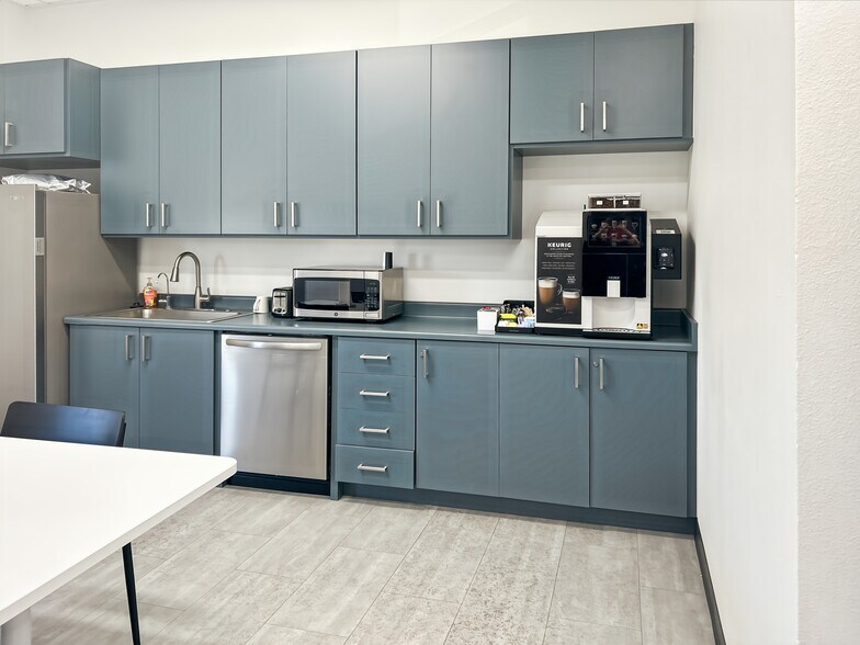 More Photos Of 303 S Water St, Henderson Coworking Space