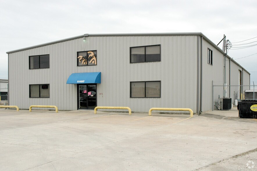 Primary Photo Of 11356 Interstate 10 E, Baytown Unknown For Lease