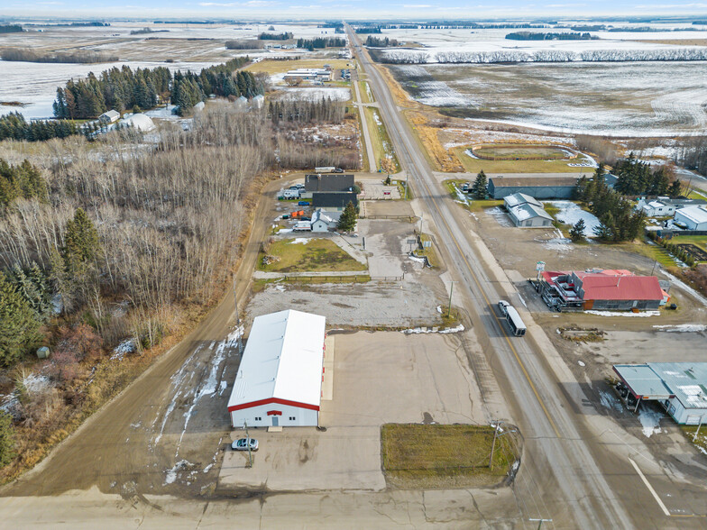 Primary Photo Of 1916 10th Av, Spruce View Restaurant For Sale