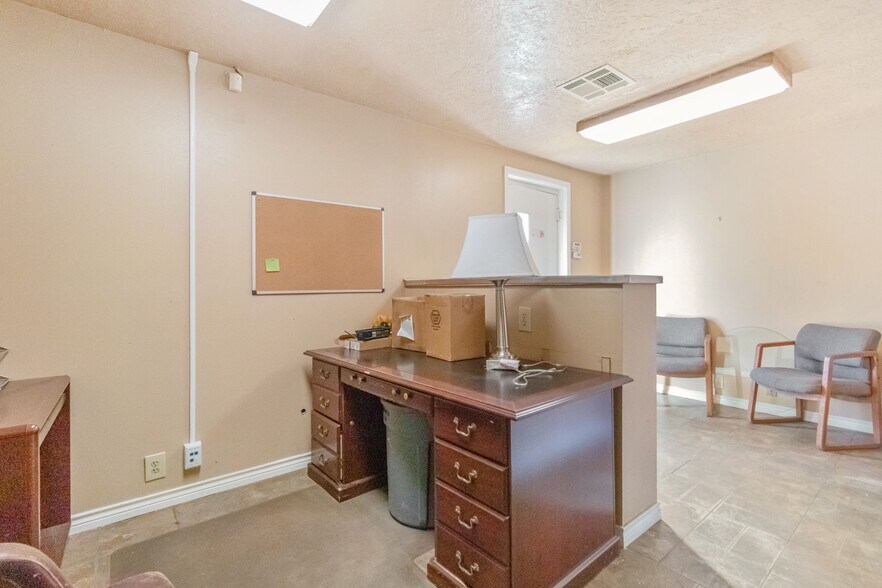 More Photos Of 17301 E FM 1097 Rd, Willis Storefront Retail Office For Sale