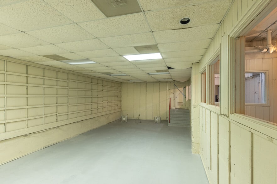 More Photos Of 8871 Griffith Rd, Nashville Warehouse For Sale