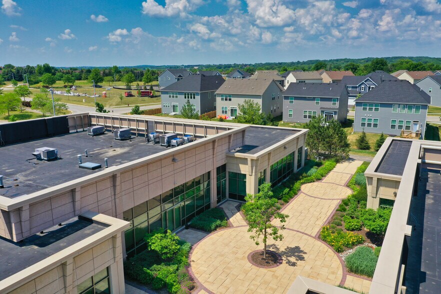 More Photos Of 320 Cardinal Dr, St Charles Medical For Lease