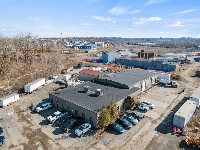 More Photos Of 532 State Fair Blvd, Syracuse Light Distribution For Sale