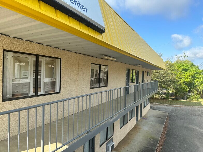 More Photos Of 1231-1241 W Tharpe St, Tallahassee Self Storage For Lease