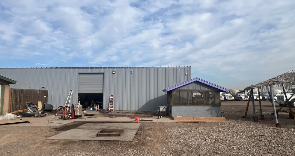 More Photos Of 5251 S 43rd Ave, Phoenix Contractor Storage Yard For Lease