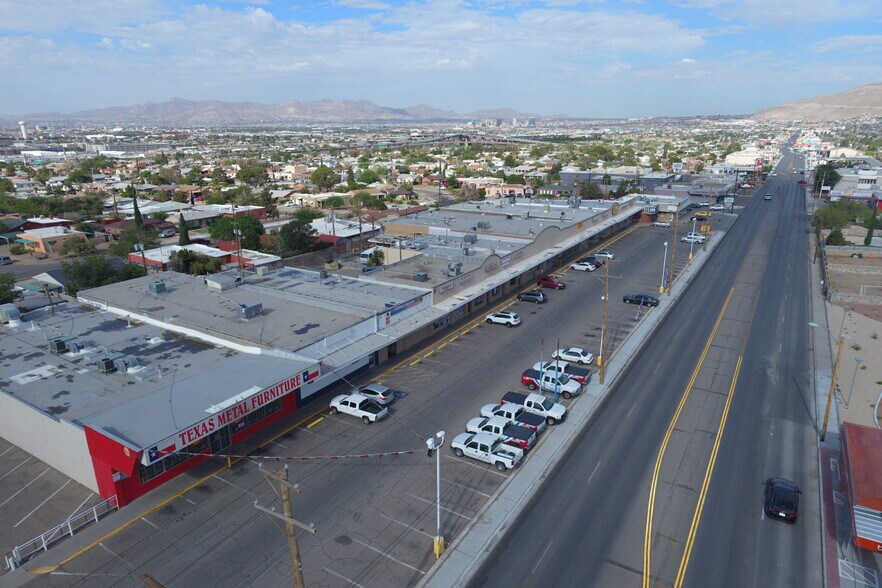 More Photos Of 4834 Montana Ave, El Paso Bar For Sale