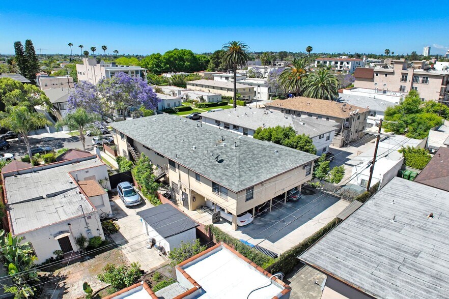 More Photos Of 8529 Cashio St, Los Angeles Apartments For Sale