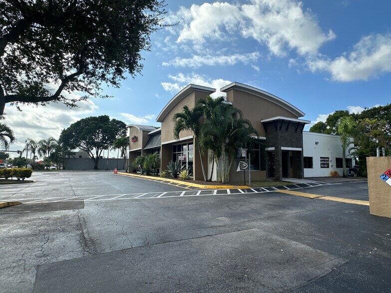 More Photos Of 2401-2403 N State Road 7, Margate Freestanding For Sale