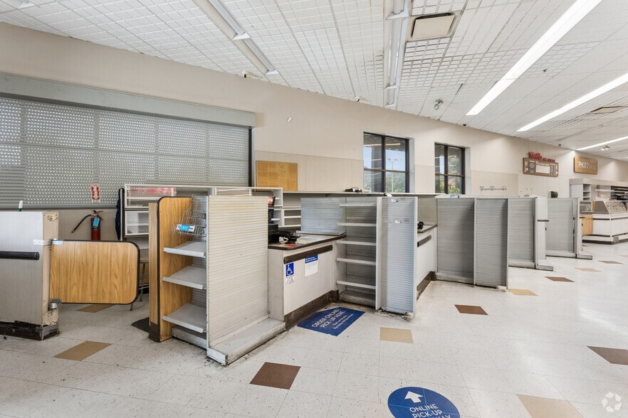 More Photos Of , Morgan Hill General Retail For Sale