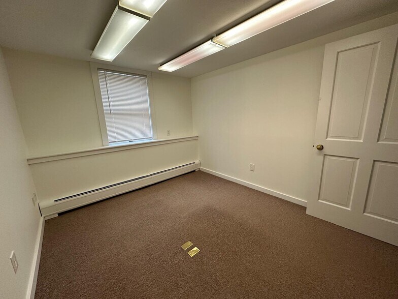 More Photos Of 406 Main St, Great Barrington Office Residential For Sale