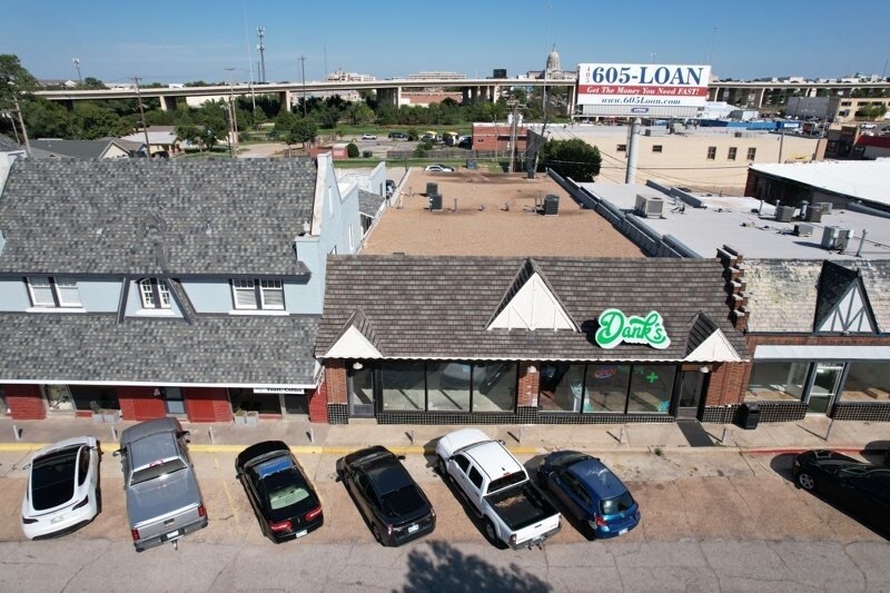 More Photos Of 2412-2414 N Robinson Ave, Oklahoma City Storefront Retail Office For Sale