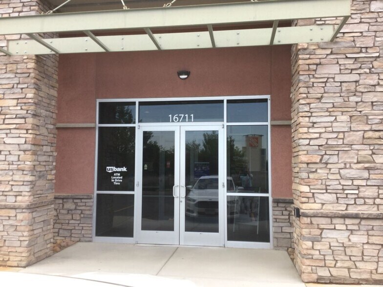 More Photos Of 16711 Washington St, Thornton Bank For Lease