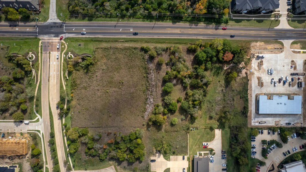 More Photos Of 3305 Harvey Rd, College Station Freestanding For Lease