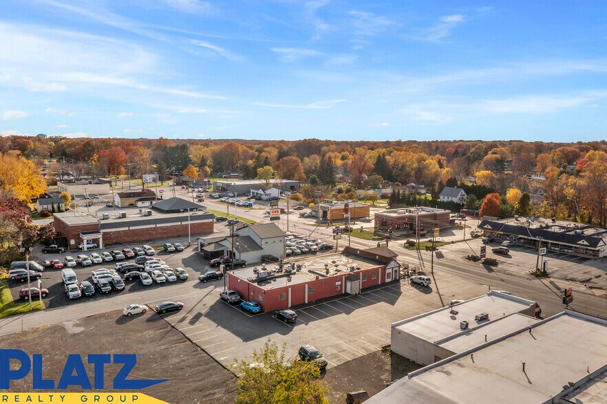 More Photos Of 880 Youngstown Poland Rd, Struthers Restaurant For Sale