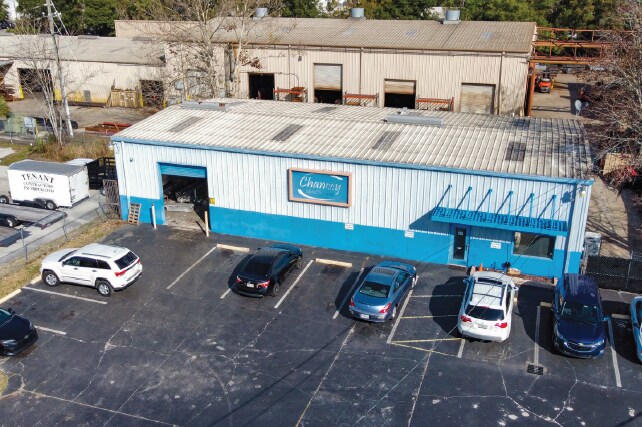 More Photos Of 9543 Sunbeam Center Dr, Jacksonville Warehouse For Sale