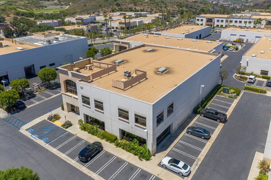 More Photos Of 1251 Puerta Del Sol, San Clemente Warehouse For Sale