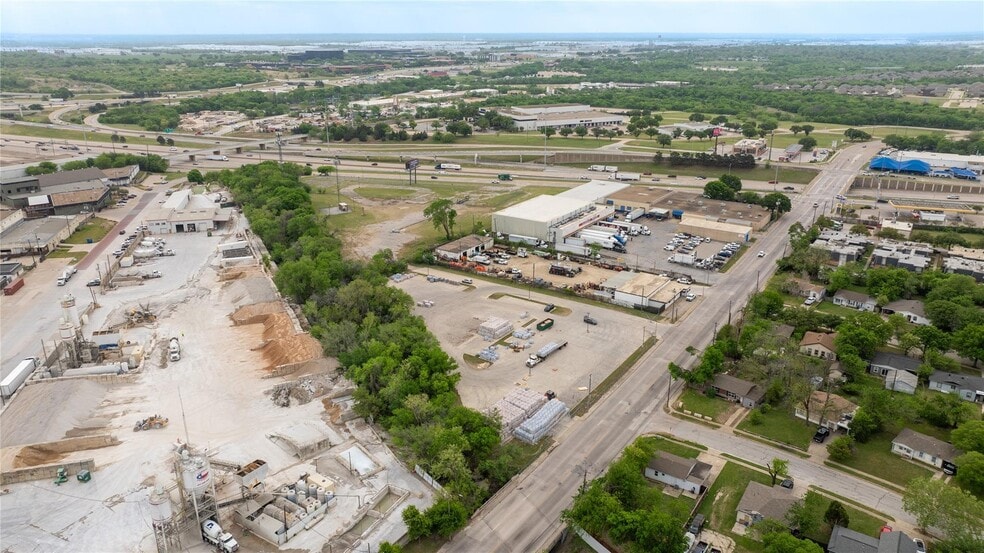 More Photos Of 5301 Hemphill St, Fort Worth Land For Sale